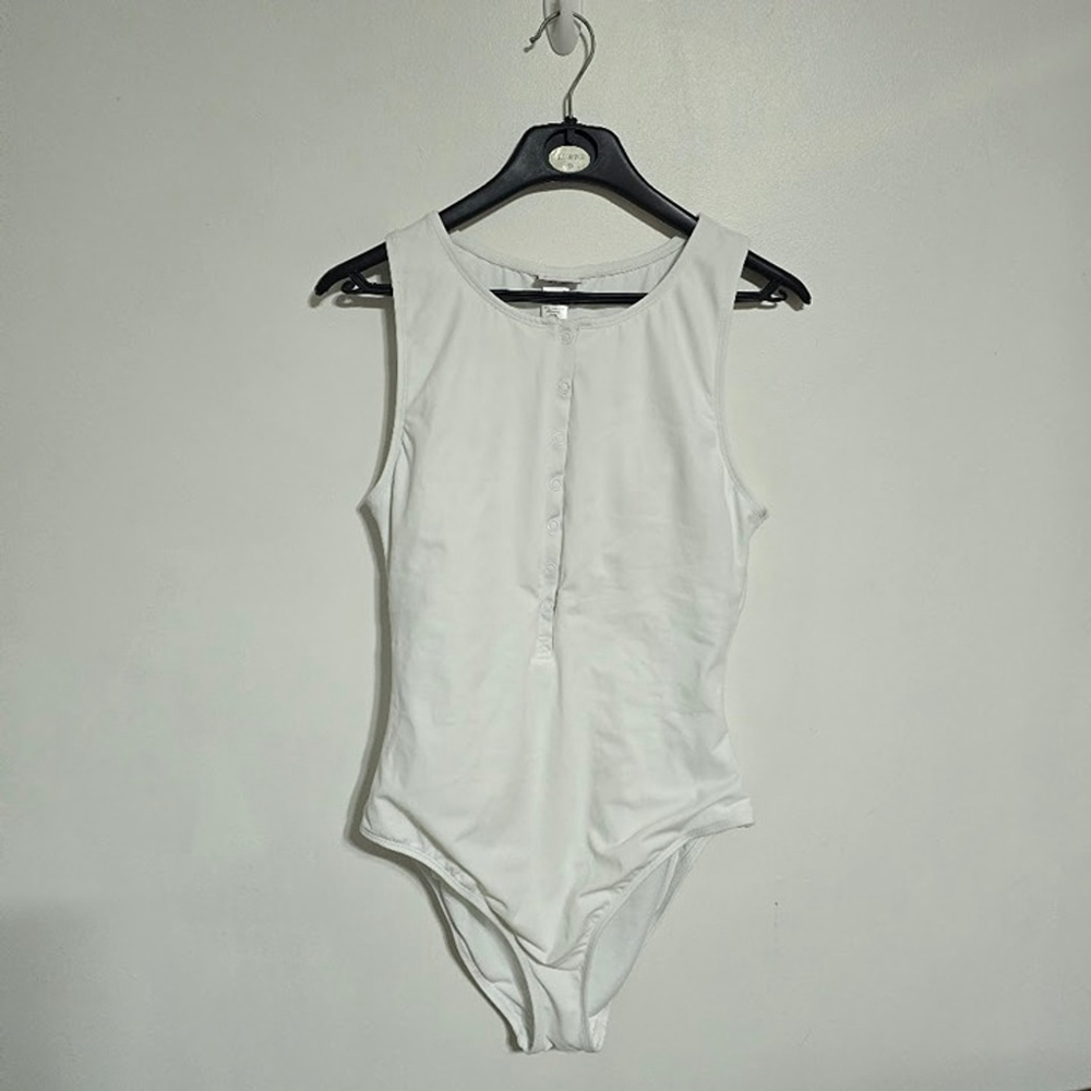 Andie Swim The Malibu One Piece in White M NWT - Picture 4 of 12